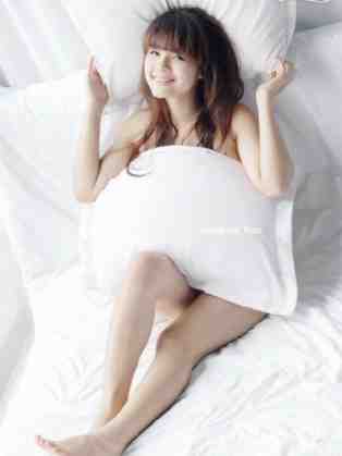 em xinh khoe đường cong trên giường, sexy girl