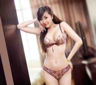 Ngắm Nu Phạm Với Nội Y Bốc Lửa