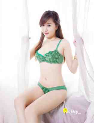Ngắm Nu Phạm Với Nội Y Bốc Lửa