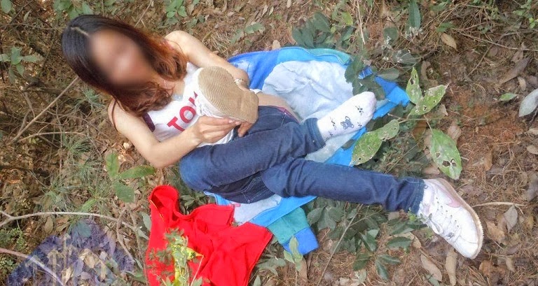 Cặp Tình Nhân Phang Nhau Trong Vườn Hoang, Ảnh Sex Việt Nam
