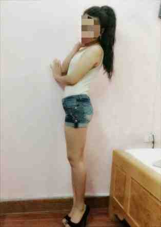 Thiếu Nữ Show Hàng Trong Nhà Nghỉ, Ảnh Sex Việt Nam